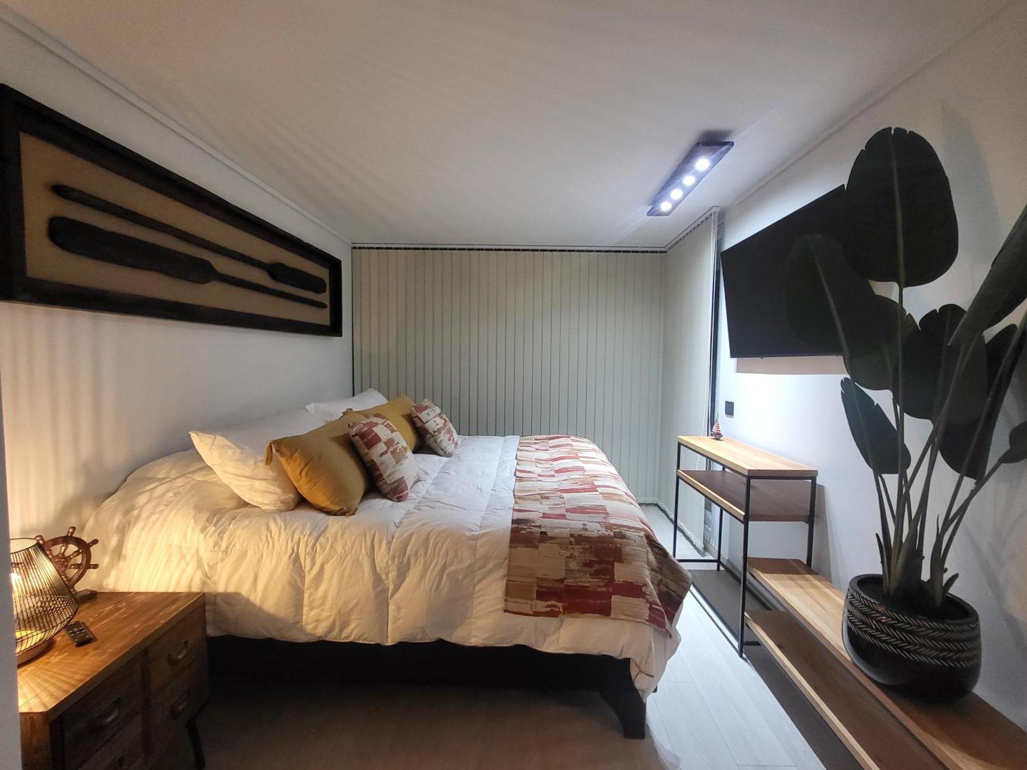 Laguna Del Mar Apartamento